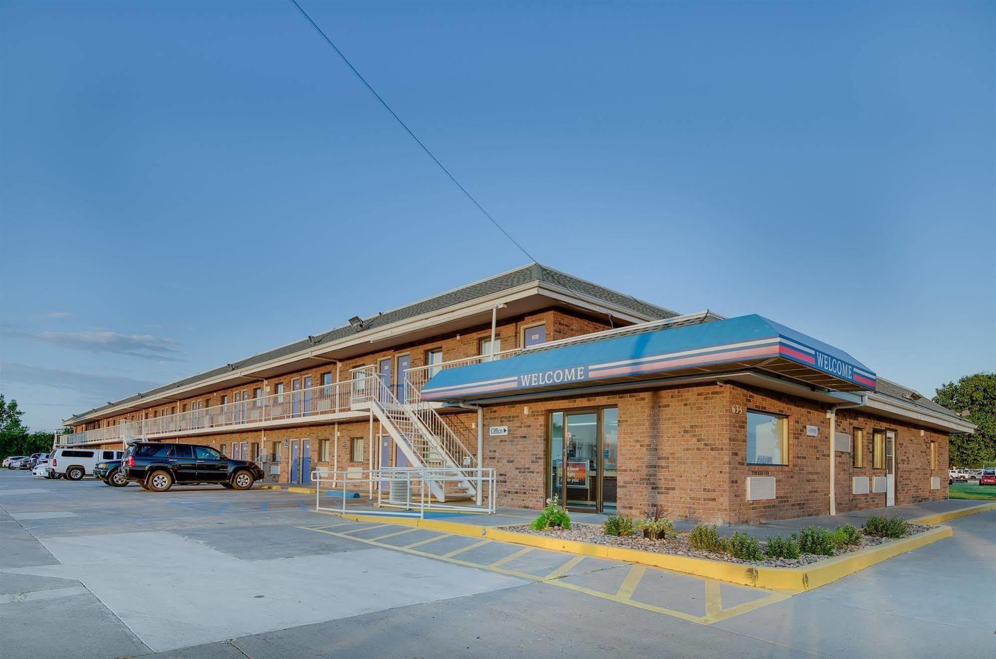 Motel 6-Salina, Ks Zewnętrze zdjęcie