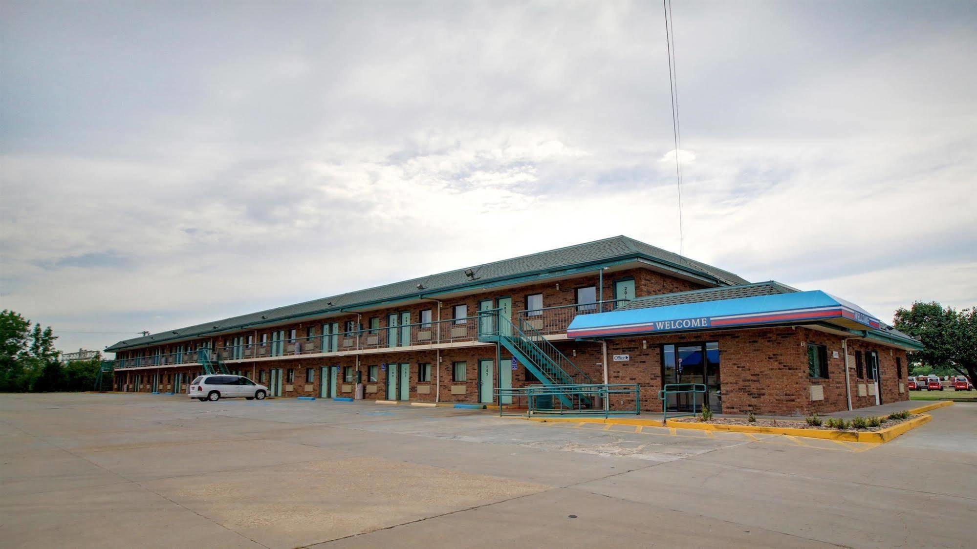 Motel 6-Salina, Ks Zewnętrze zdjęcie