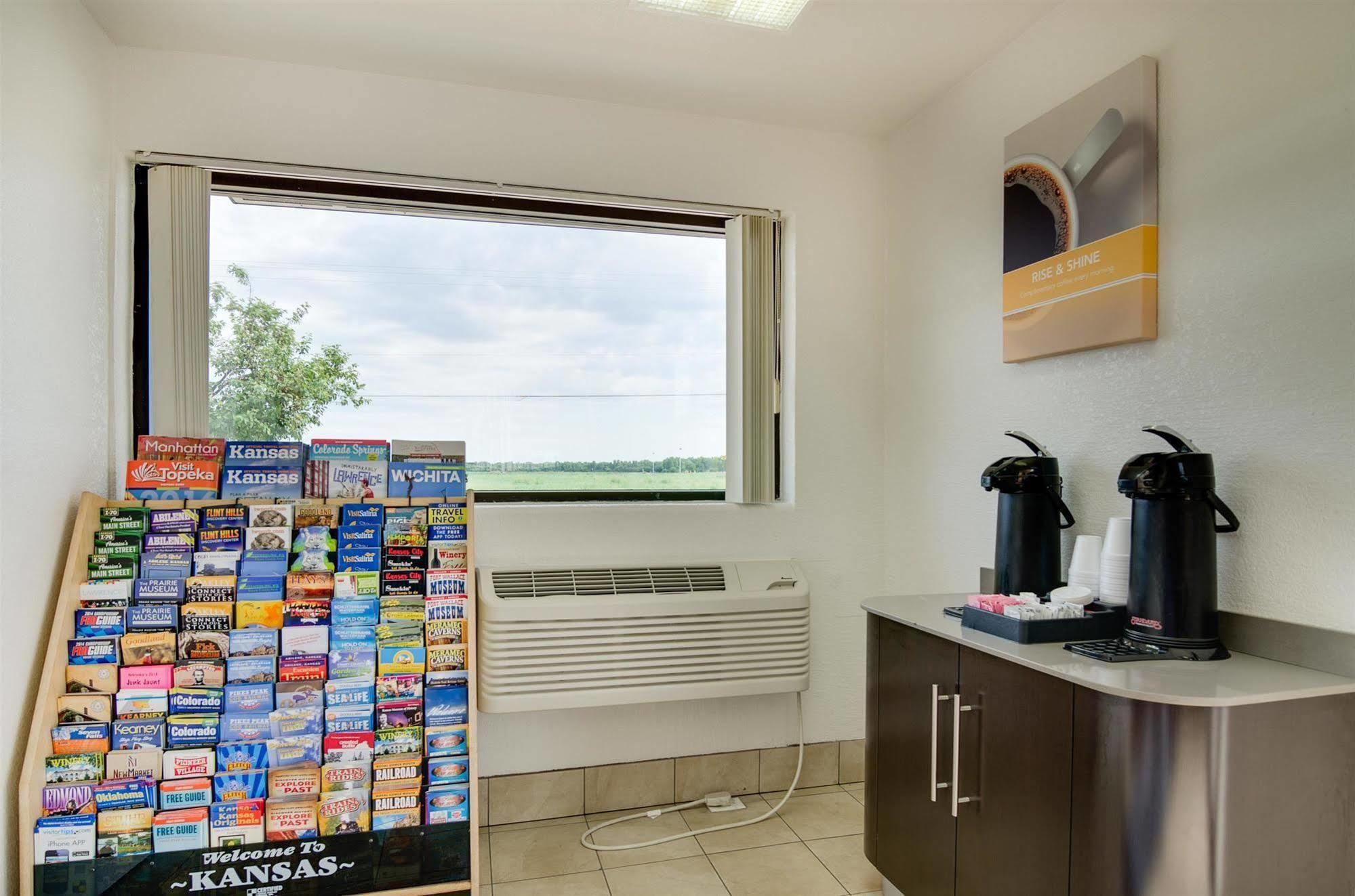 Motel 6-Salina, Ks Zewnętrze zdjęcie