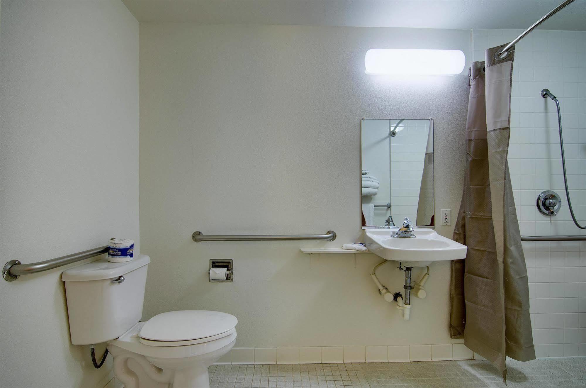 Motel 6-Salina, Ks Zewnętrze zdjęcie