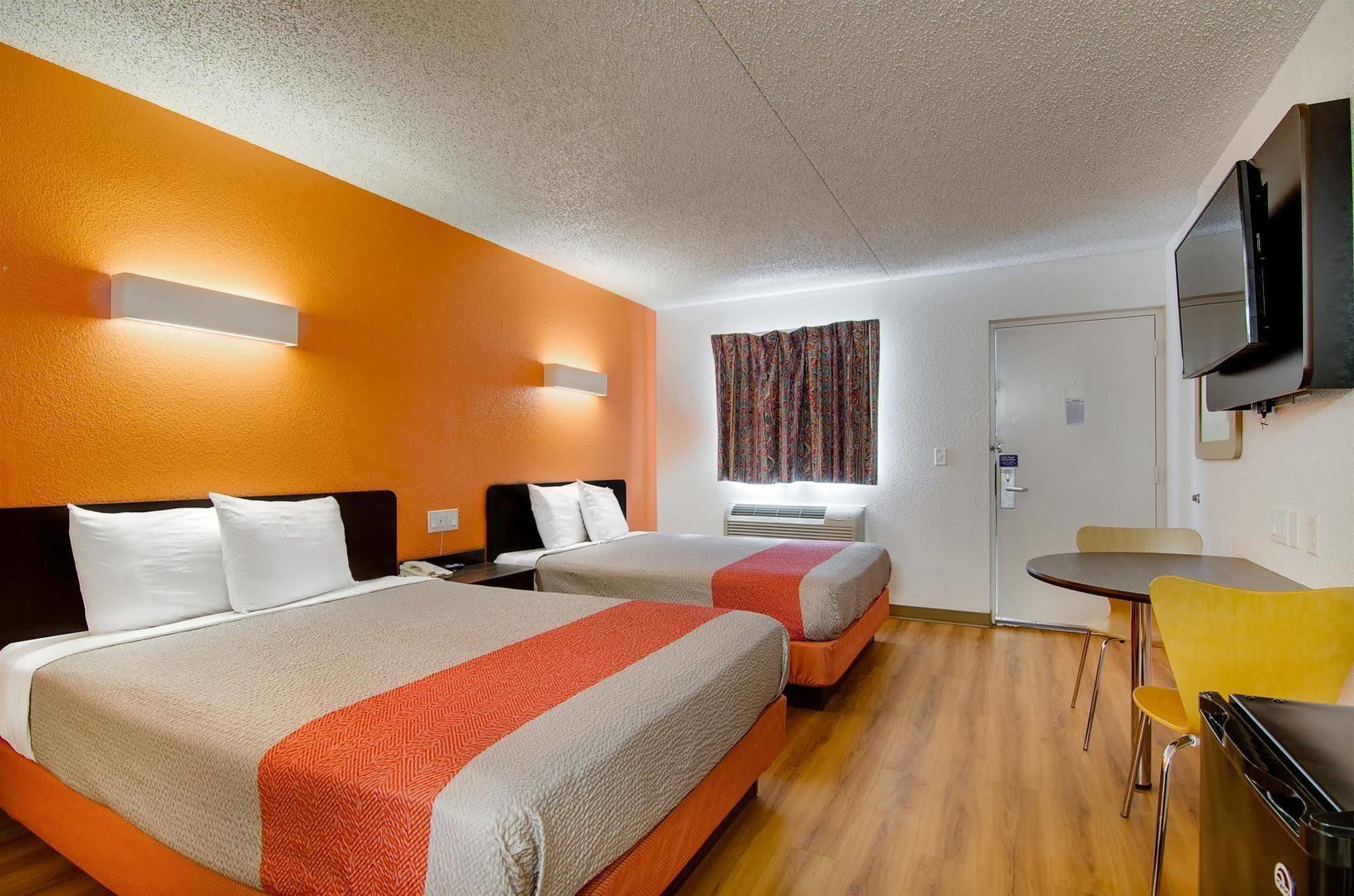 Motel 6-Salina, Ks Zewnętrze zdjęcie