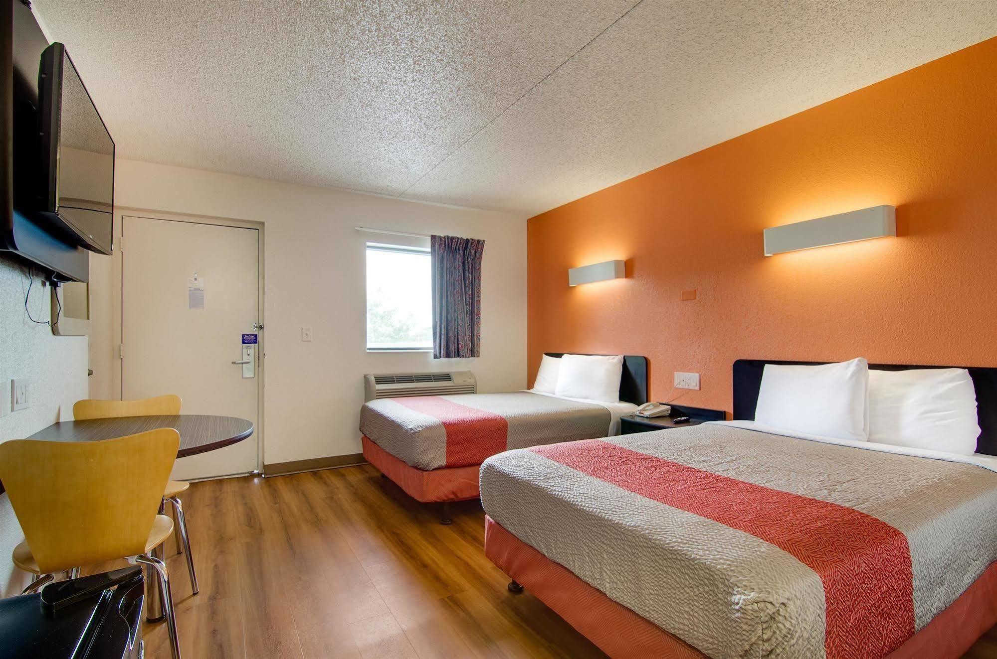 Motel 6-Salina, Ks Zewnętrze zdjęcie