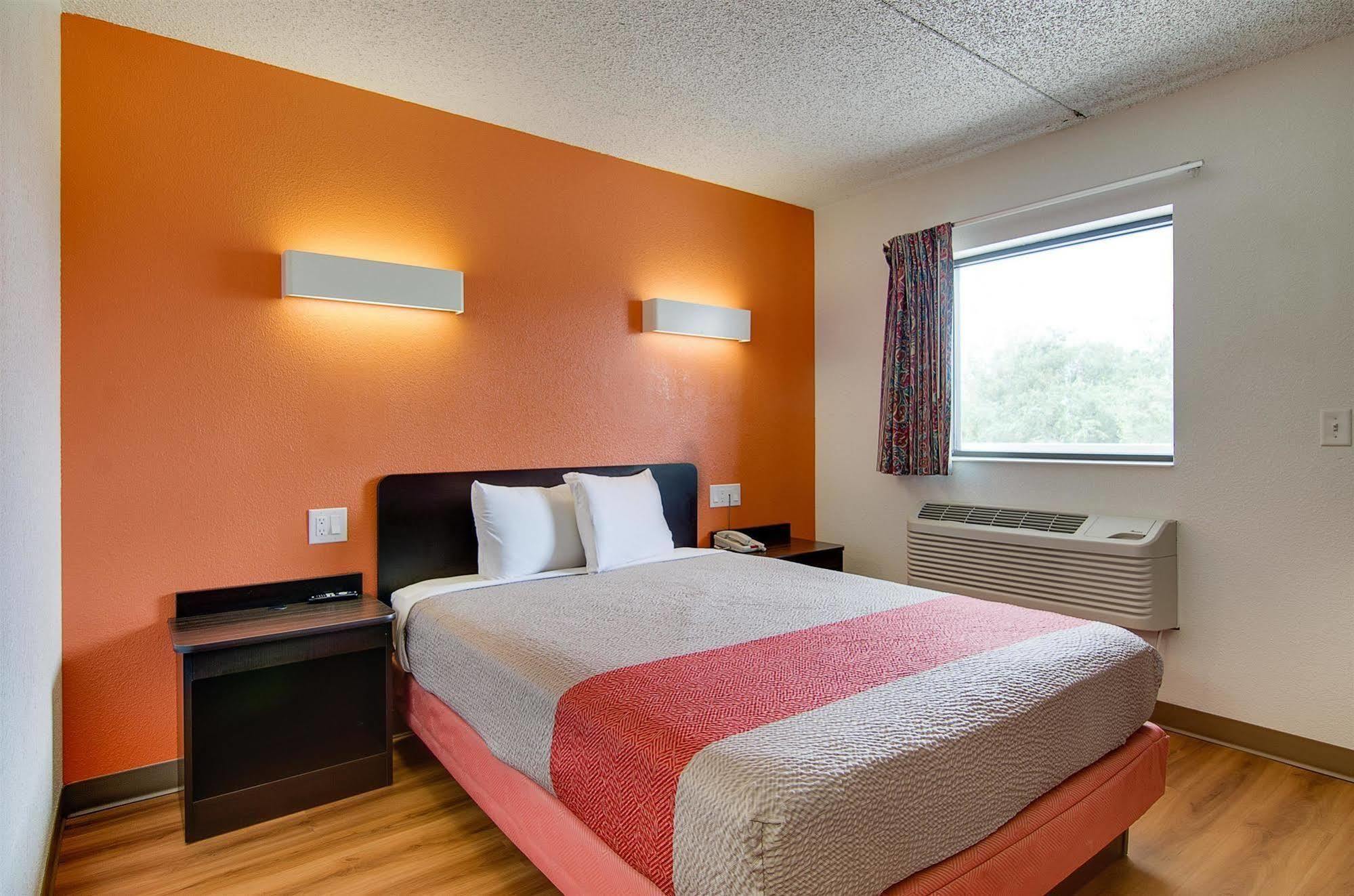 Motel 6-Salina, Ks Zewnętrze zdjęcie